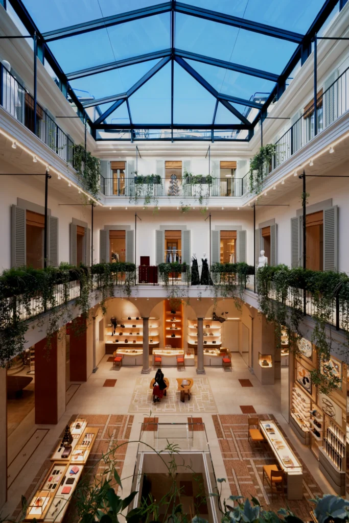 Louis Vuitton Milan store